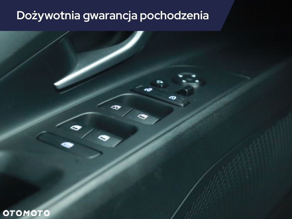 Hyundai Elantra - 17