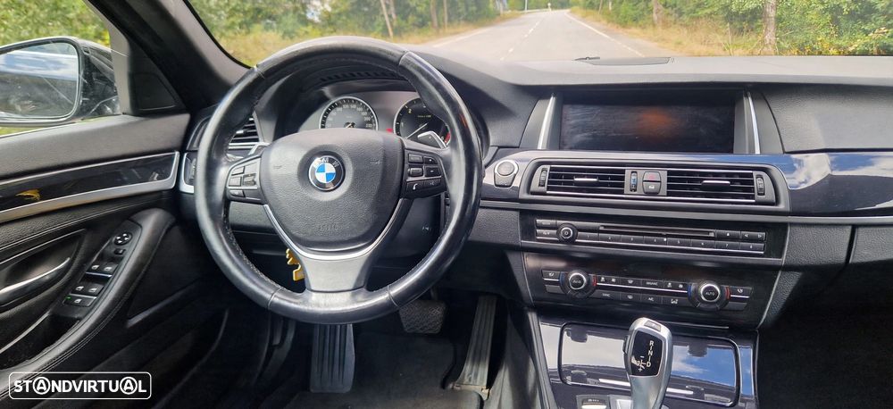 BMW 520 d xDrive Line Luxury Auto - 8
