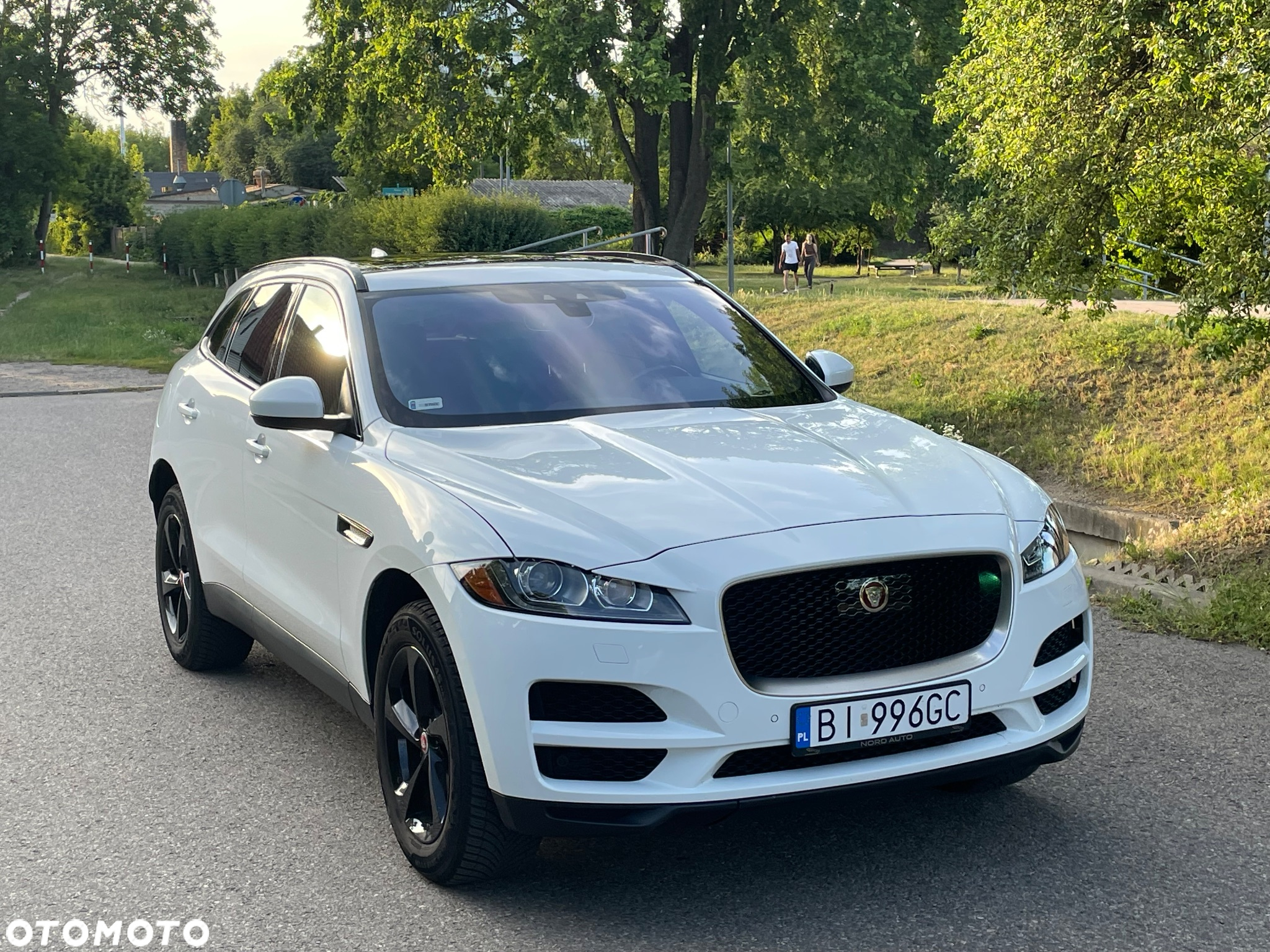 Jaguar F-Pace 2.0 i4P AWD Prestige - 10
