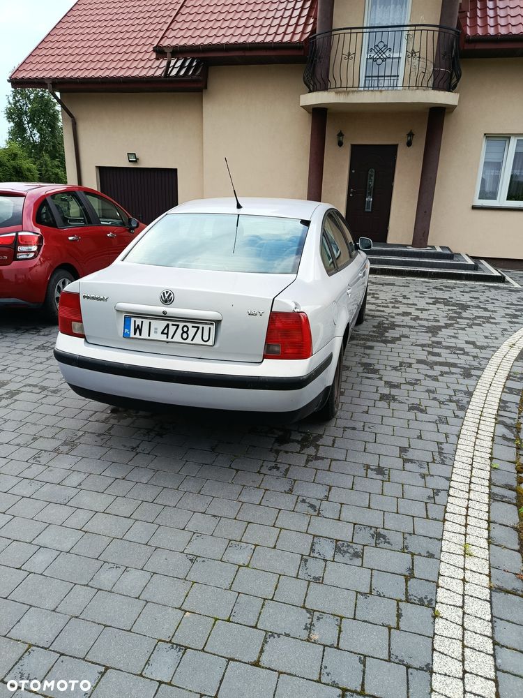 Volkswagen Passat - 7