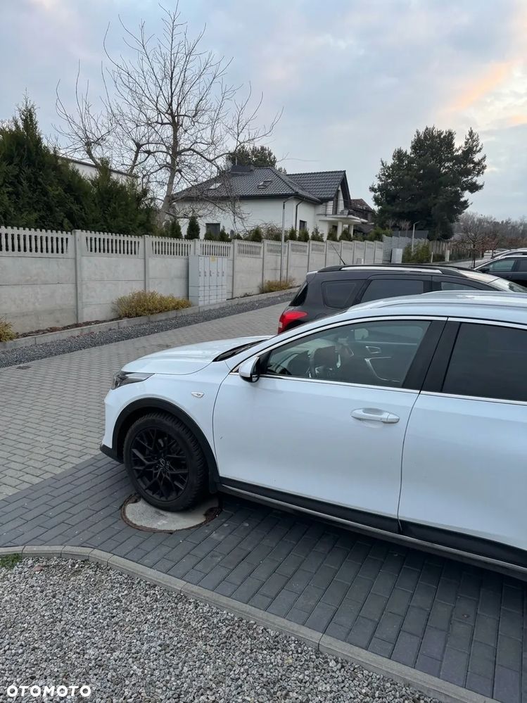 Kia XCeed - 22