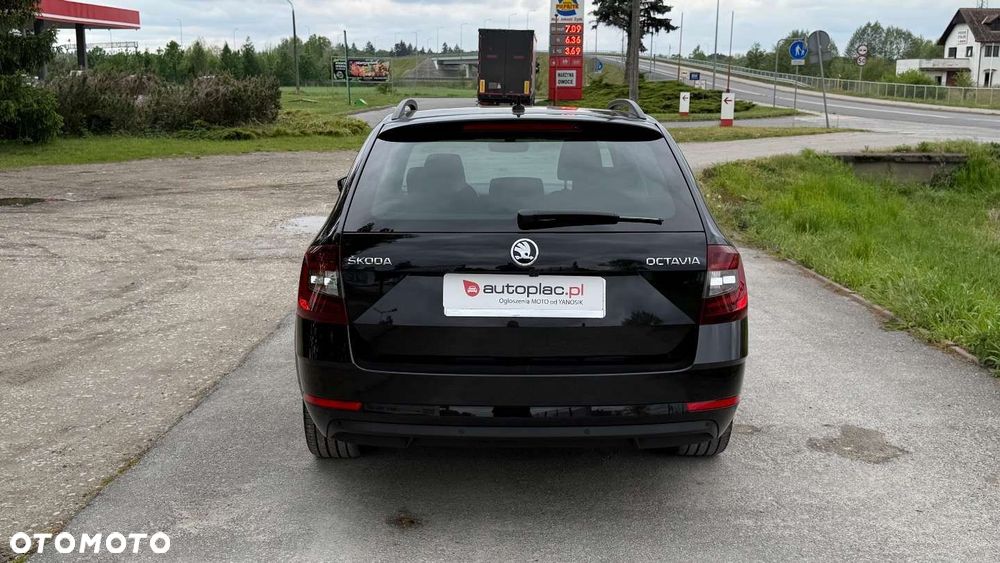 Skoda Octavia - 20