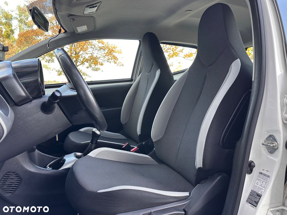 Toyota Aygo 1.0 VVT-i Sprint EU6 - 18