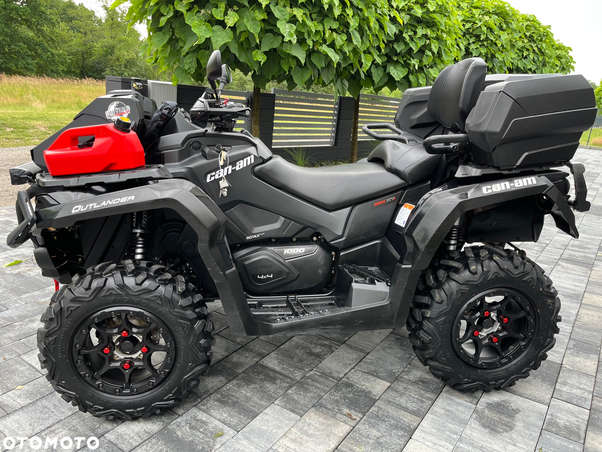 Can-Am Outlander Max