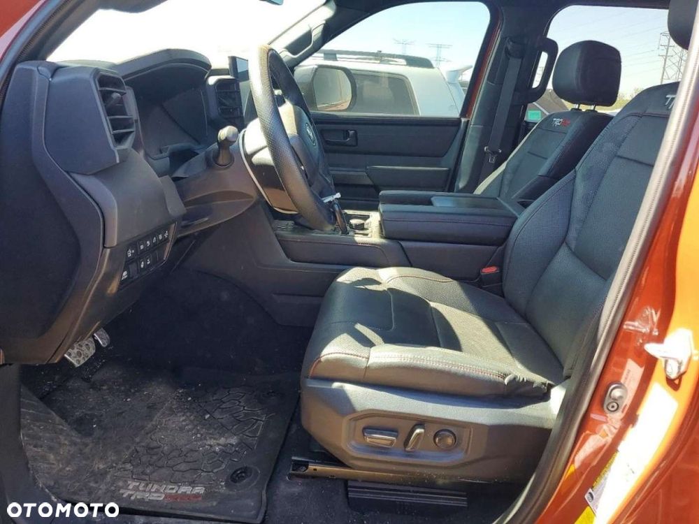 Toyota Tundra - 7
