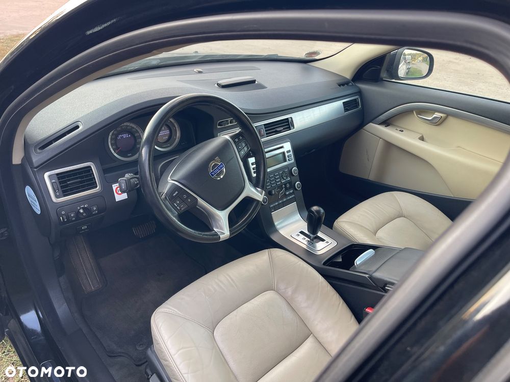 Volvo V70 - 2