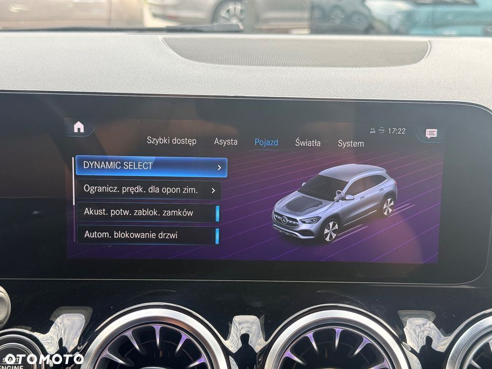 Mercedes-Benz GLA 200 d 8G-DCT AMG Line - 35