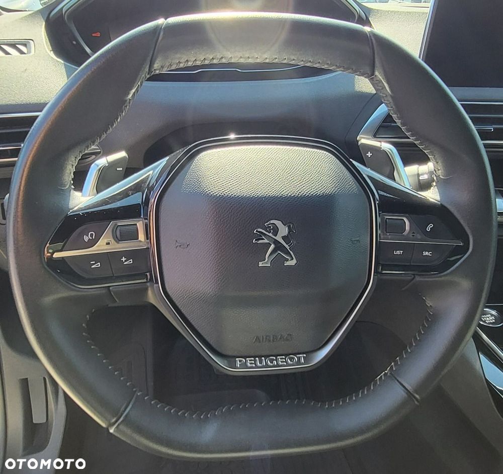 Peugeot 3008 1.2 PureTech Allure Pack S&S EAT8 - 17