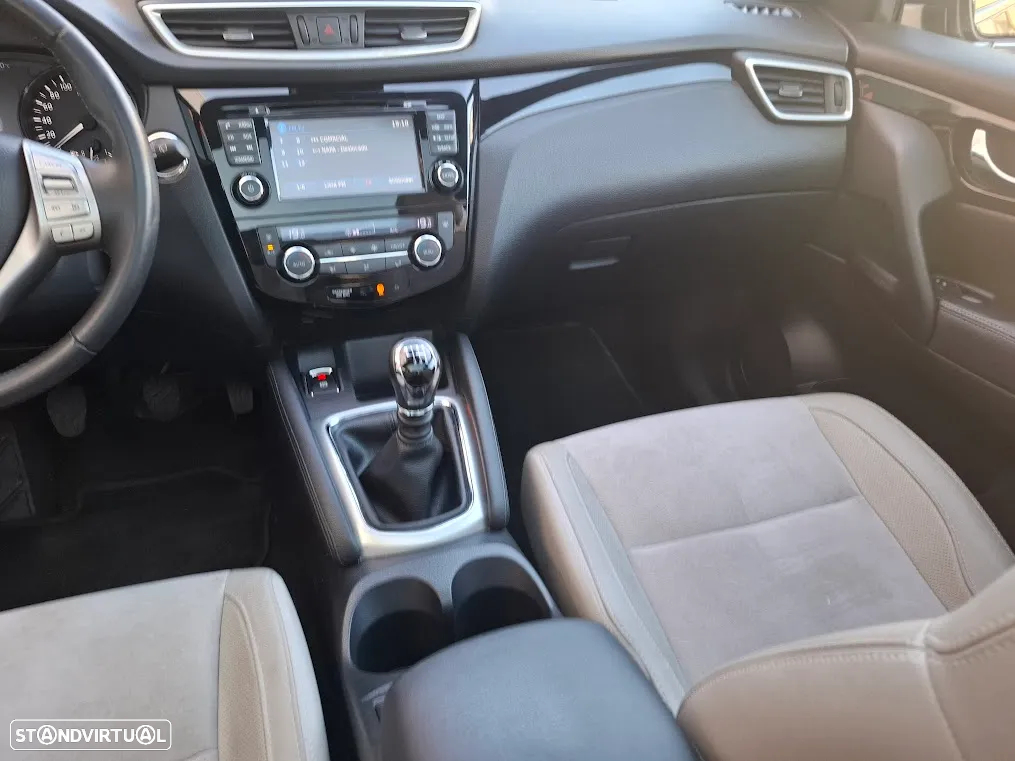 Nissan Qashqai 1.5 dCi Tekna Alcantara - 10