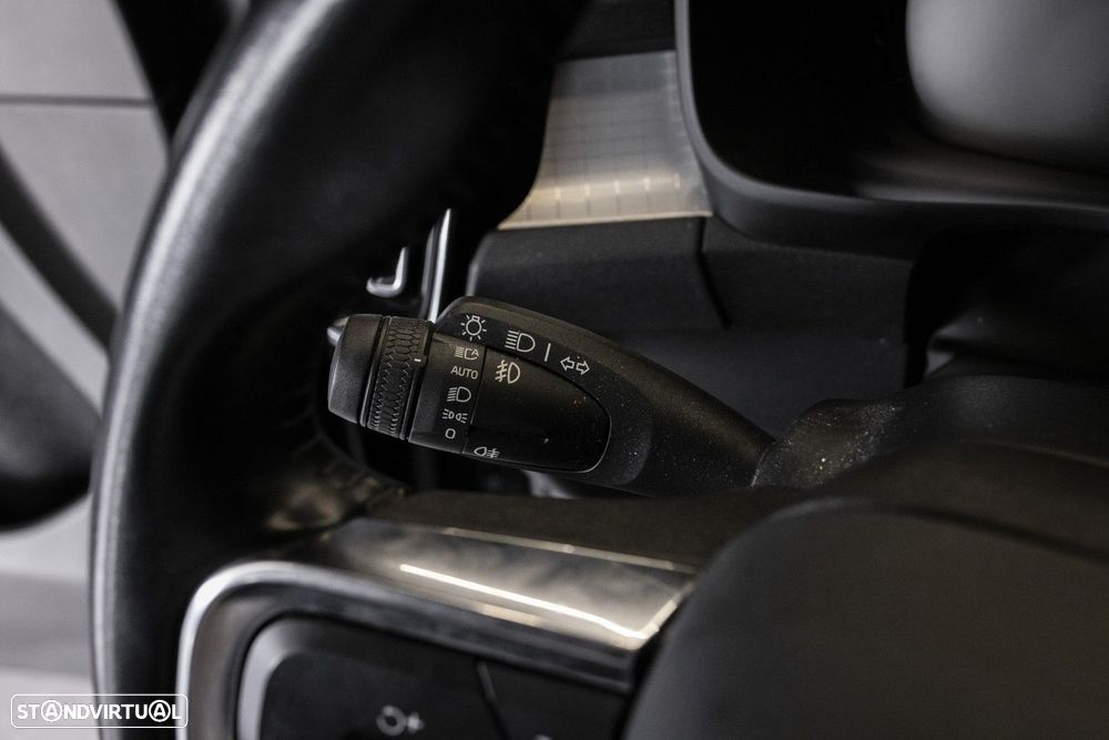 Volvo XC 40 T5 Recharge DKG Plus Dark - 16