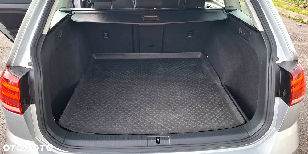 Volkswagen Golf 1.5 TSI BMT Comfortline DSG - 16