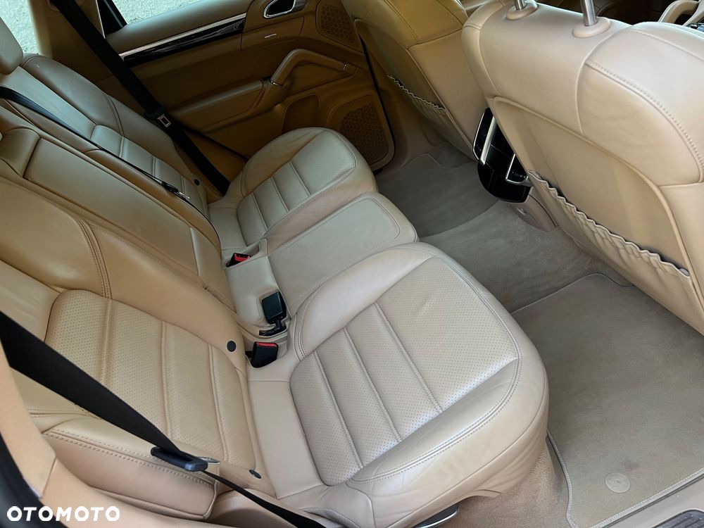 Porsche Cayenne S Diesel - 27