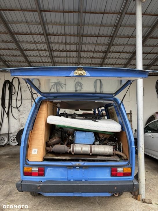 Volkswagen Transporter - 15