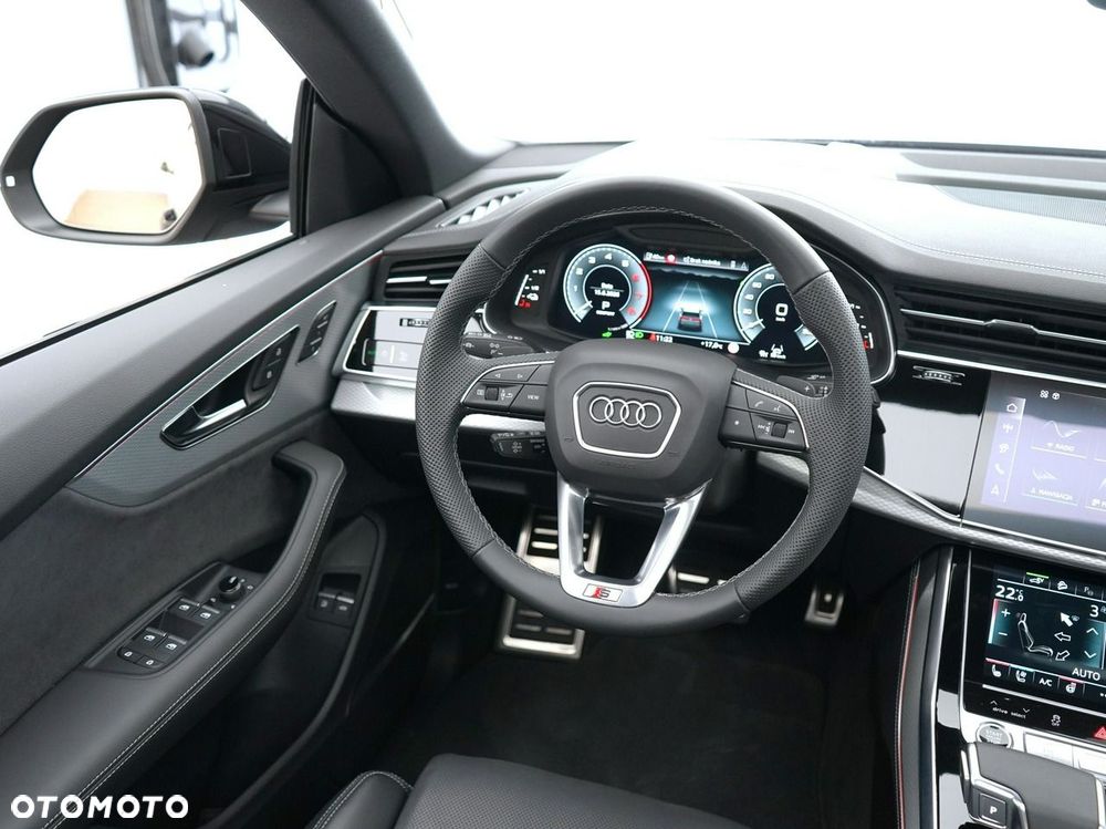 Audi Q8 - 27