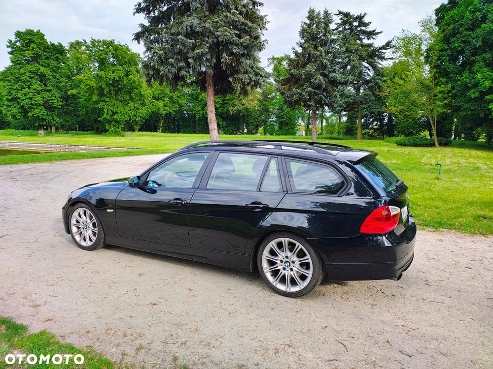 BMW Seria 3 318i - 9