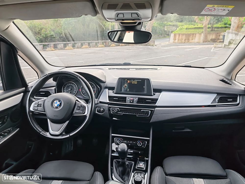 BMW 216 Active Tourer d Line Sport - 15