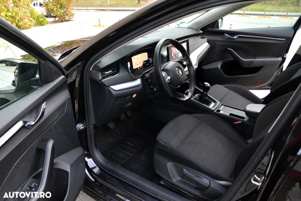 Skoda Octavia 2.0 TDI Tour - 11