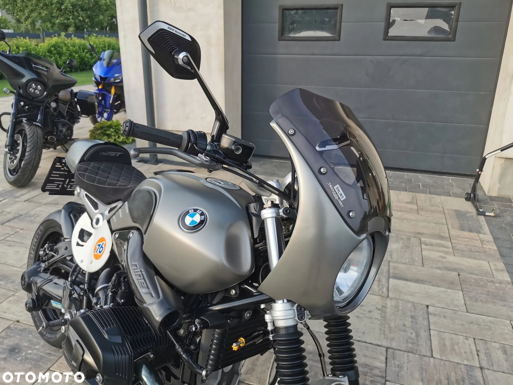 BMW R - 22