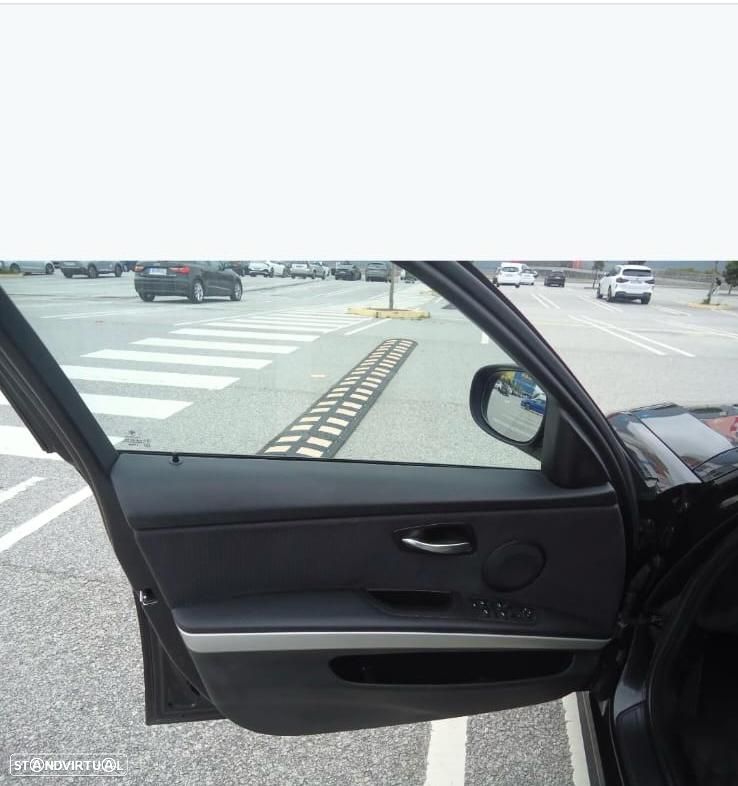 BMW 320 - 25