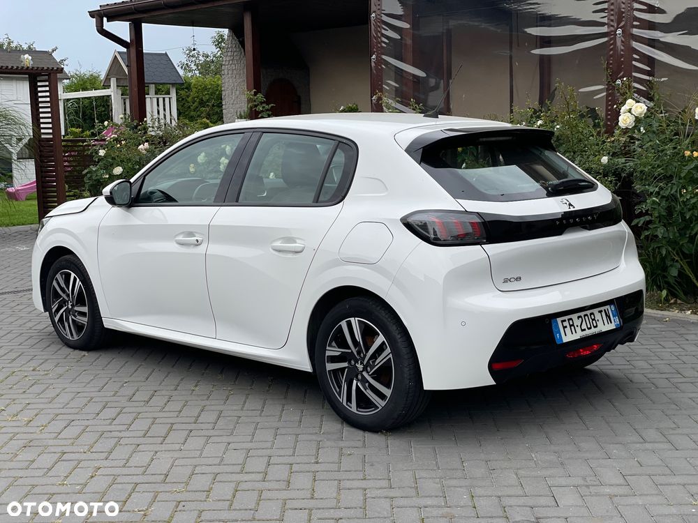 Peugeot 208 PureTech 100 Allure - 3