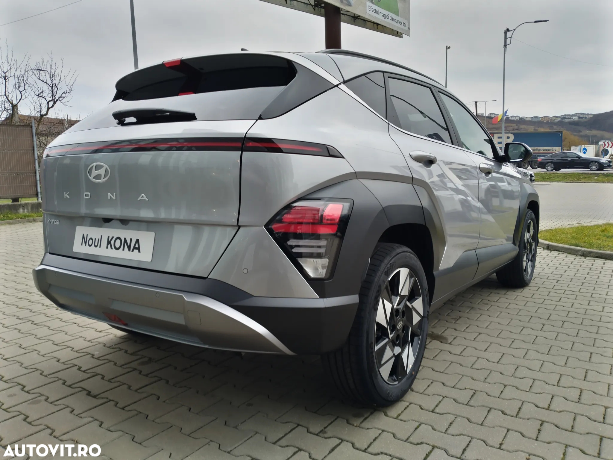 Hyundai KONA 1.6 T-GDI 138 CP 7DCT 2WD Premium+ - 8
