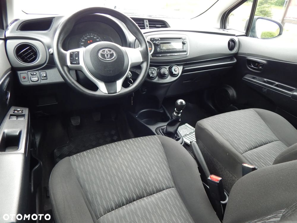 Toyota Yaris 1.33 Sol - 12