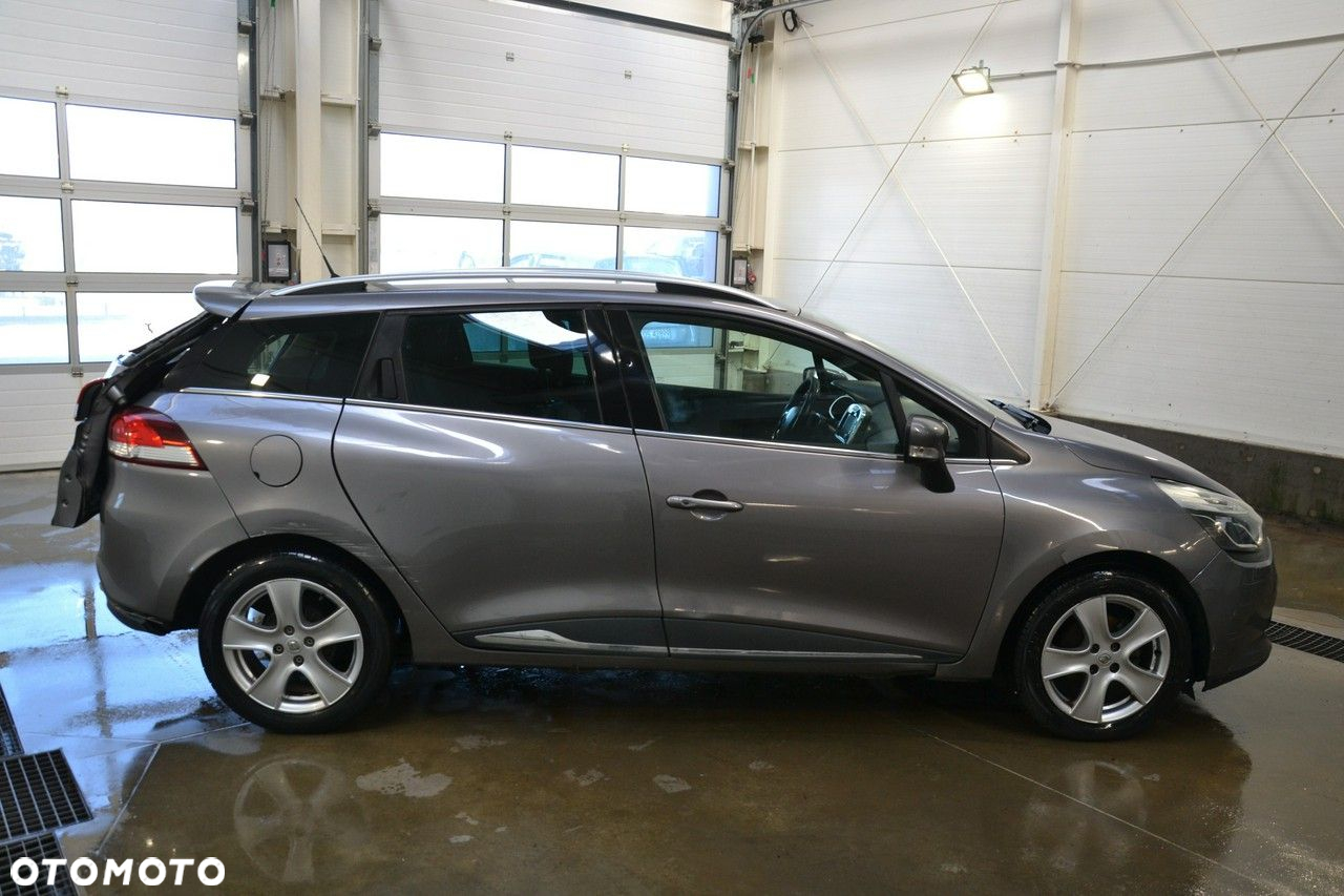 Renault Clio - 5
