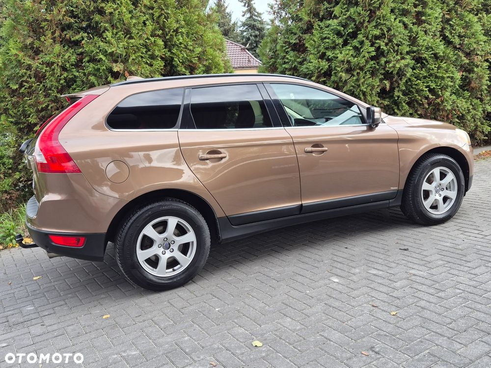Volvo XC 60 2.4D AWD Momentum - 15