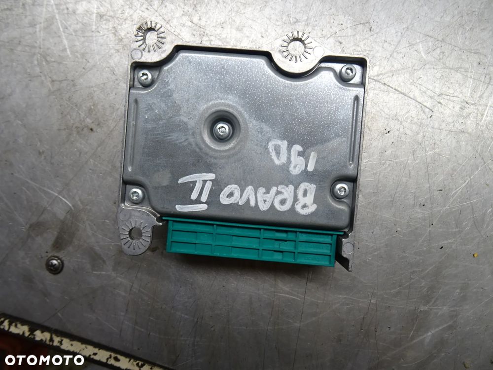 FIAT BRAVO II 07-10 1.9 JTD SENSOR MODUŁ PODUSZEK AIRBAG 51775404 - 2