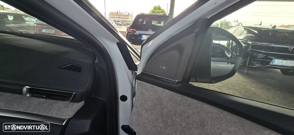 Peugeot 3008 1.6 Hybrid GT e-EAT8 - 27