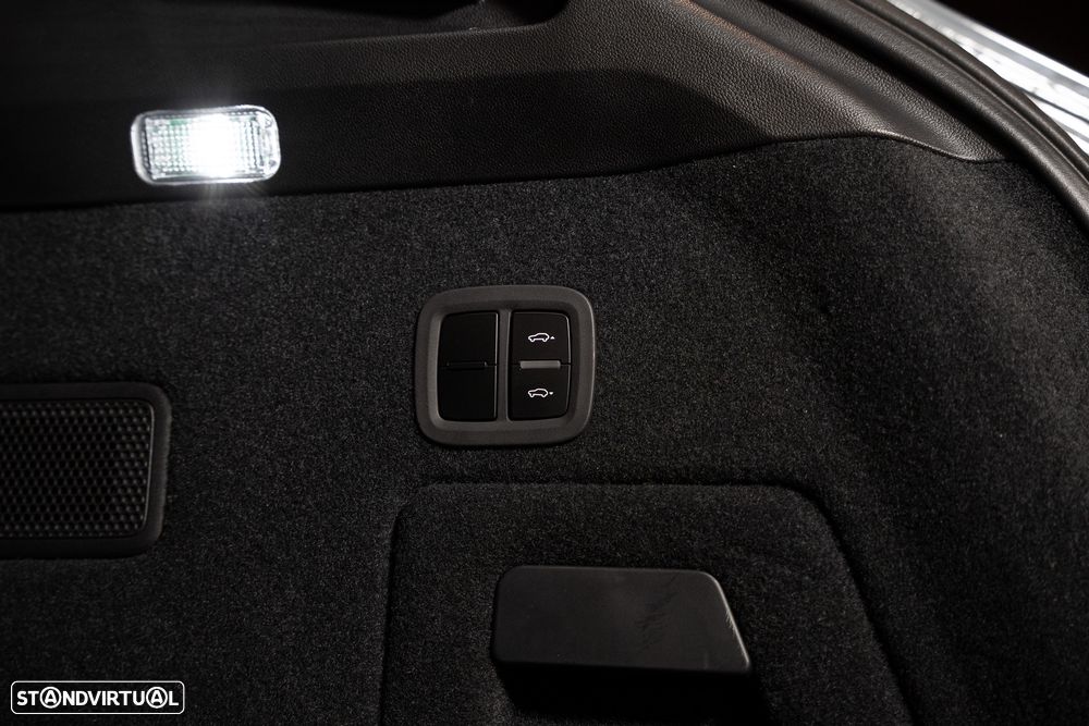 Porsche Cayenne E-Hybrid Tiptronic S - 40