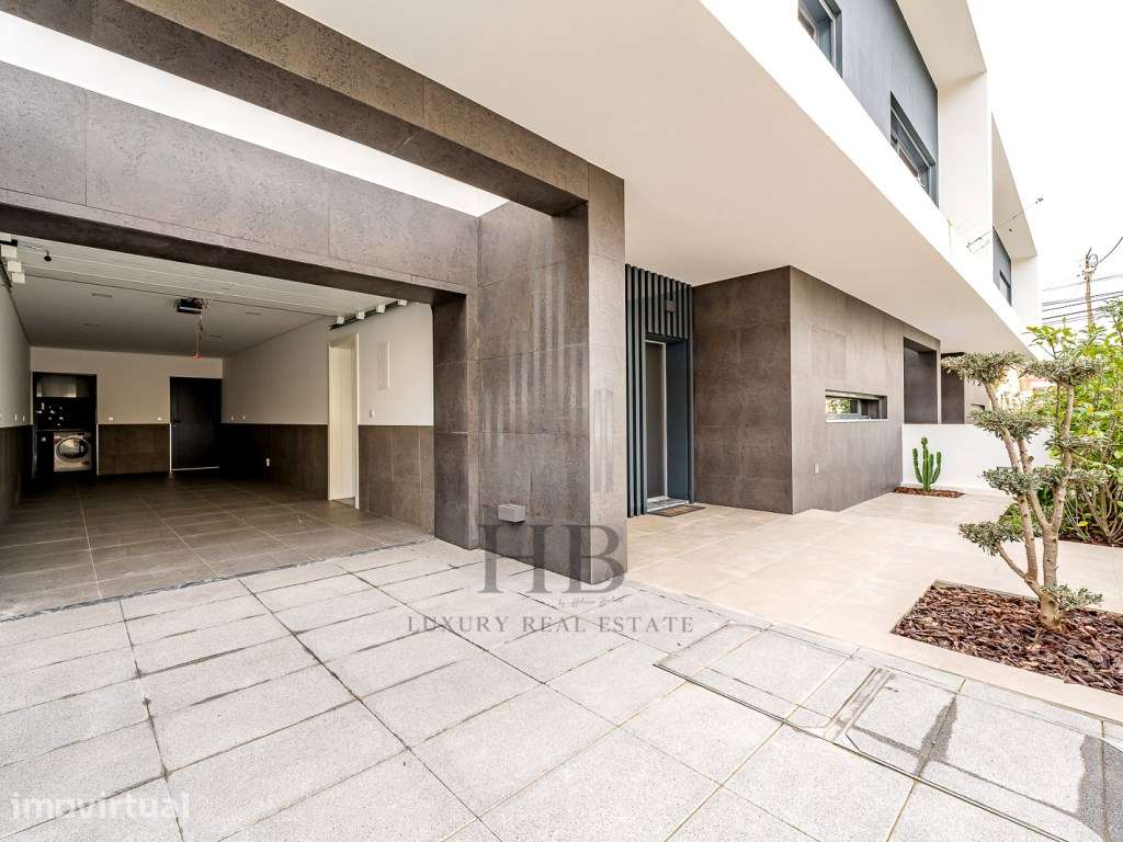 MoradiaT4 Geminada com Piscina | Fanqueiro | Loures - Grande imagem: 5/48
