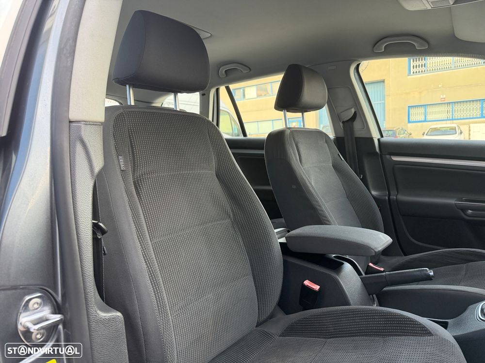 VW Golf Variant 1.9 TDi BlueM Confortline - 15