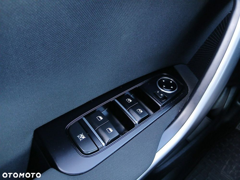 Kia XCeed 1.5 T-GDI M DCT - 24