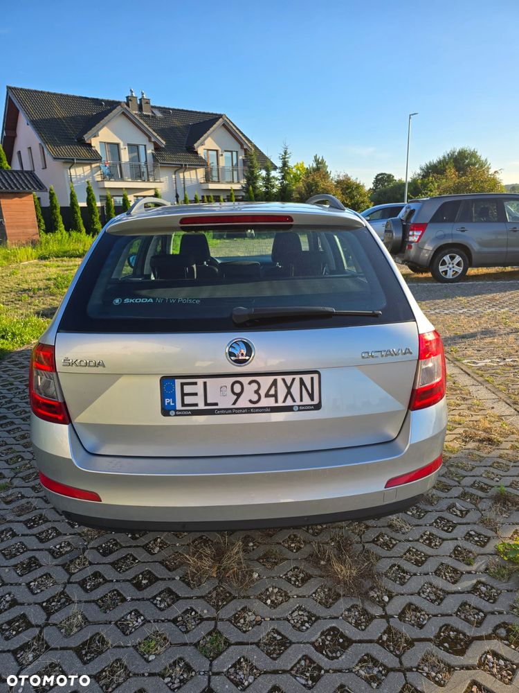 Skoda Octavia 1.6 TDI Ambition - 6