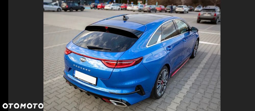Kia ProCeed - 13
