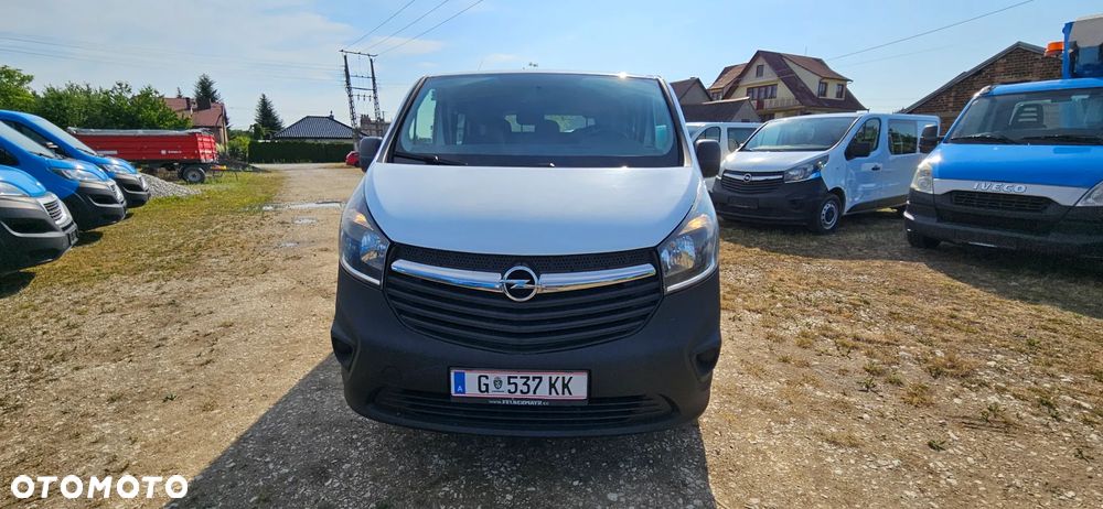 Opel Vivaro - 2