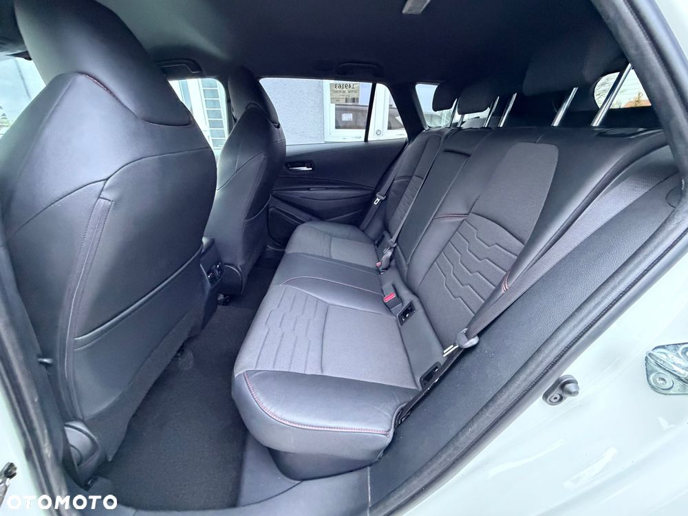 Toyota Corolla 2.0 Hybrid Comfort - 26