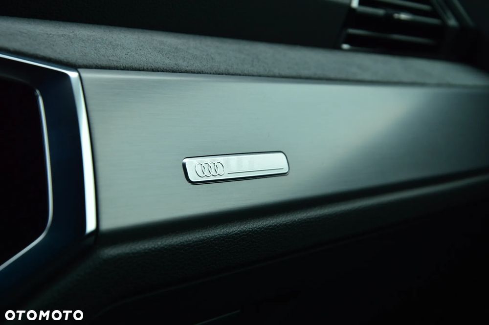 Audi Q3 45 TFSI e S Line S tronic - 22