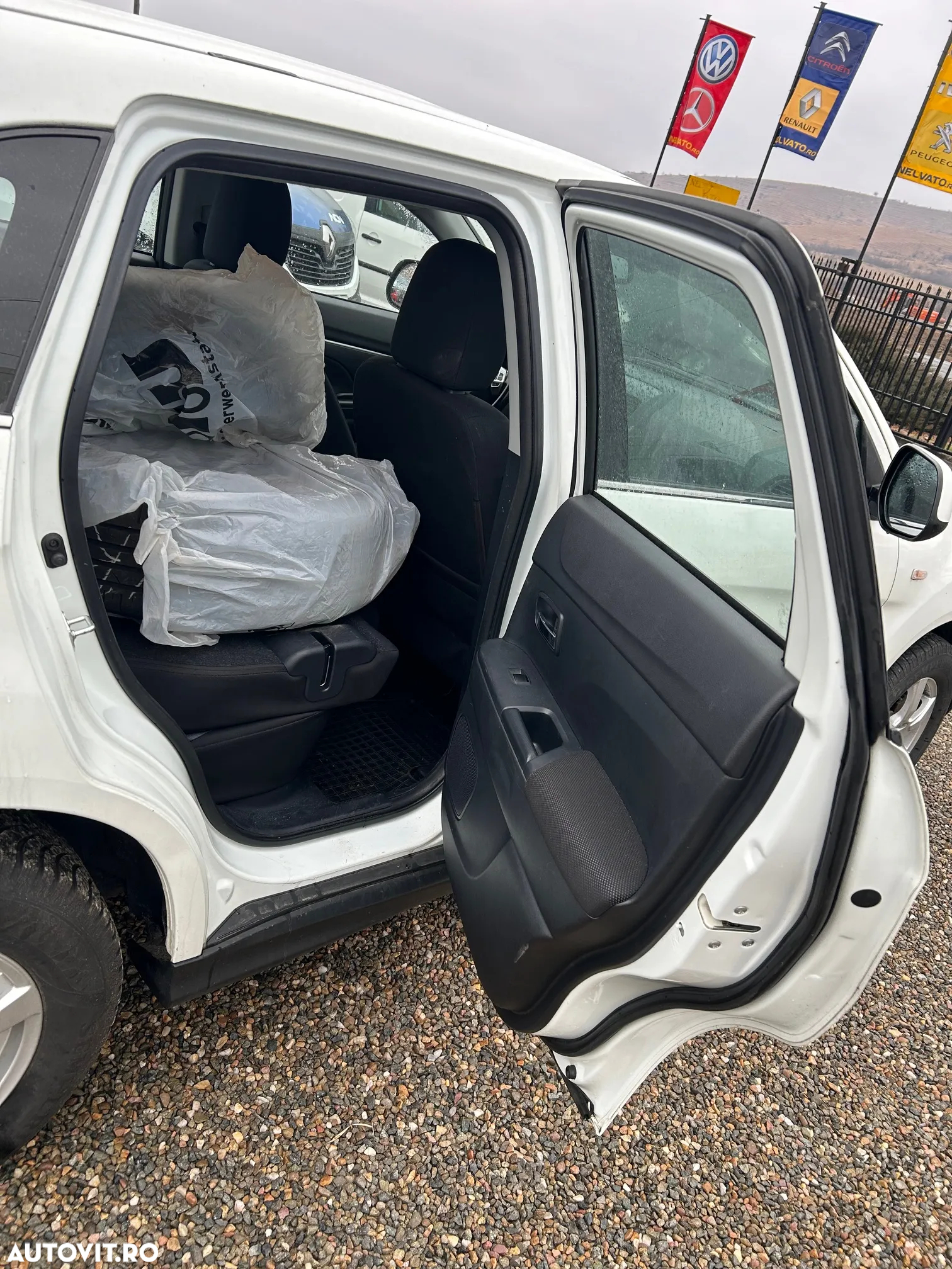 Mitsubishi ASX - 6