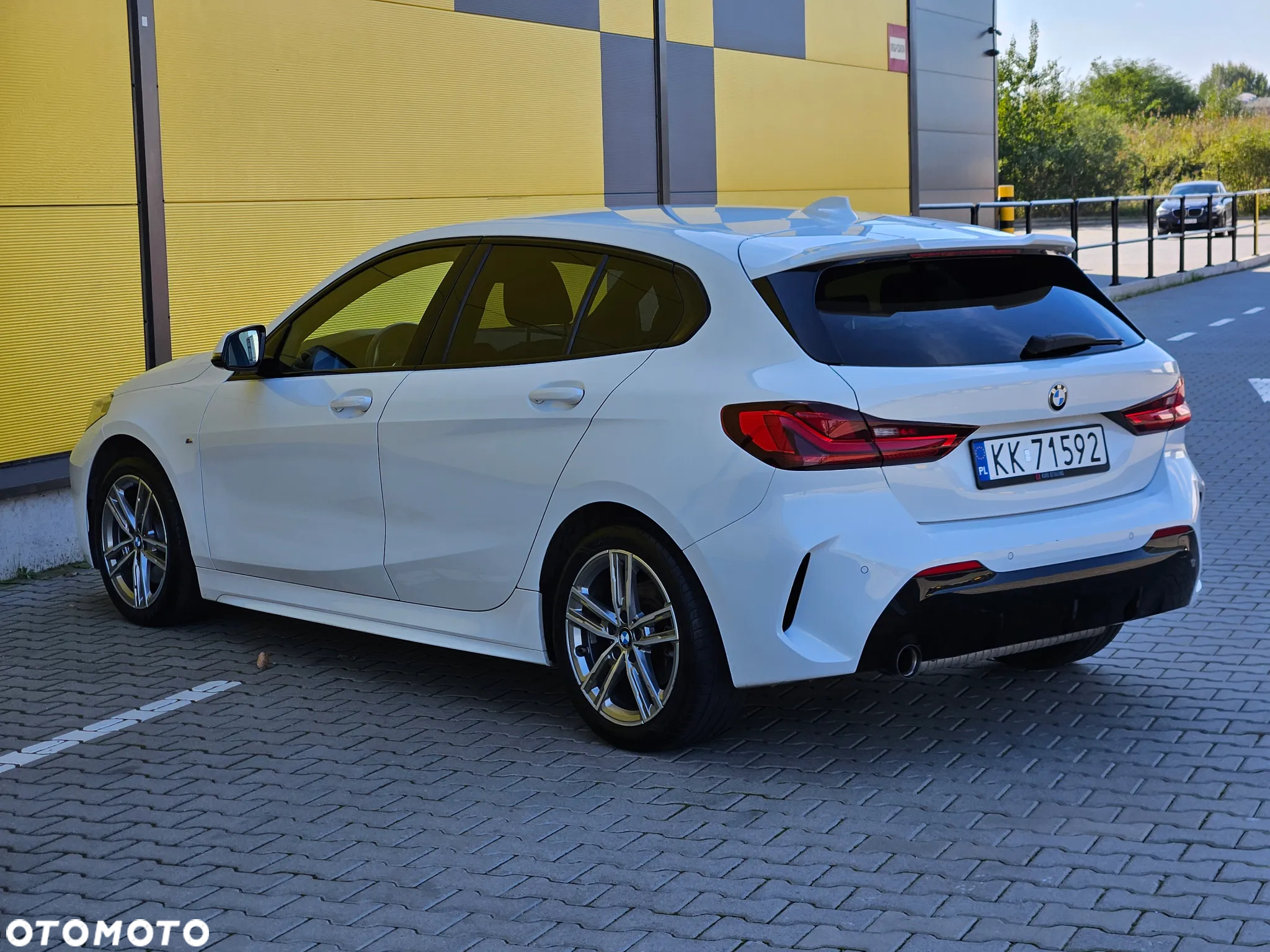 BMW Seria 1 118i - 13