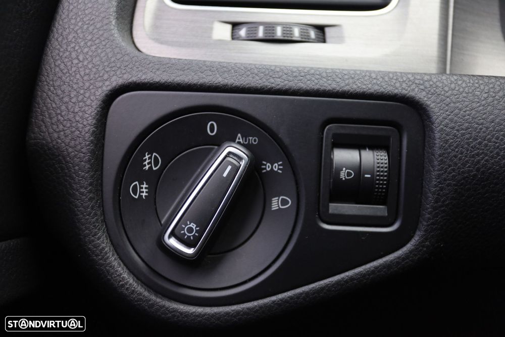 VW Golf 1.6 TDi Confortline - 11