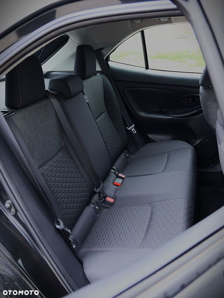 Toyota Yaris Cross Hybrid 1.5 Comfort - 24