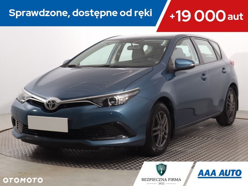 Toyota Auris - 1