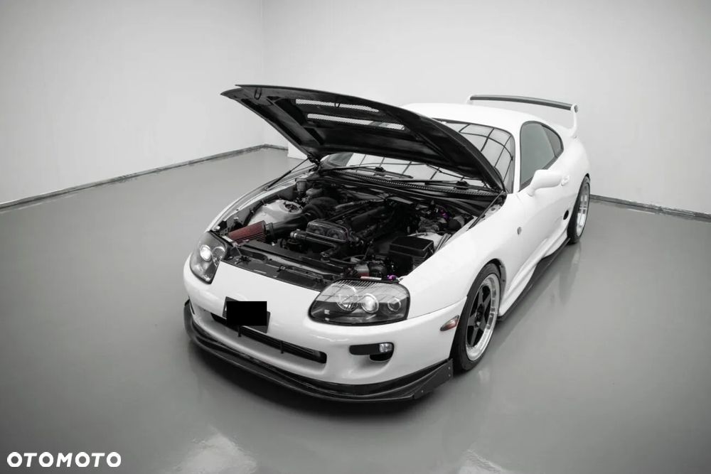 Toyota Supra - 10