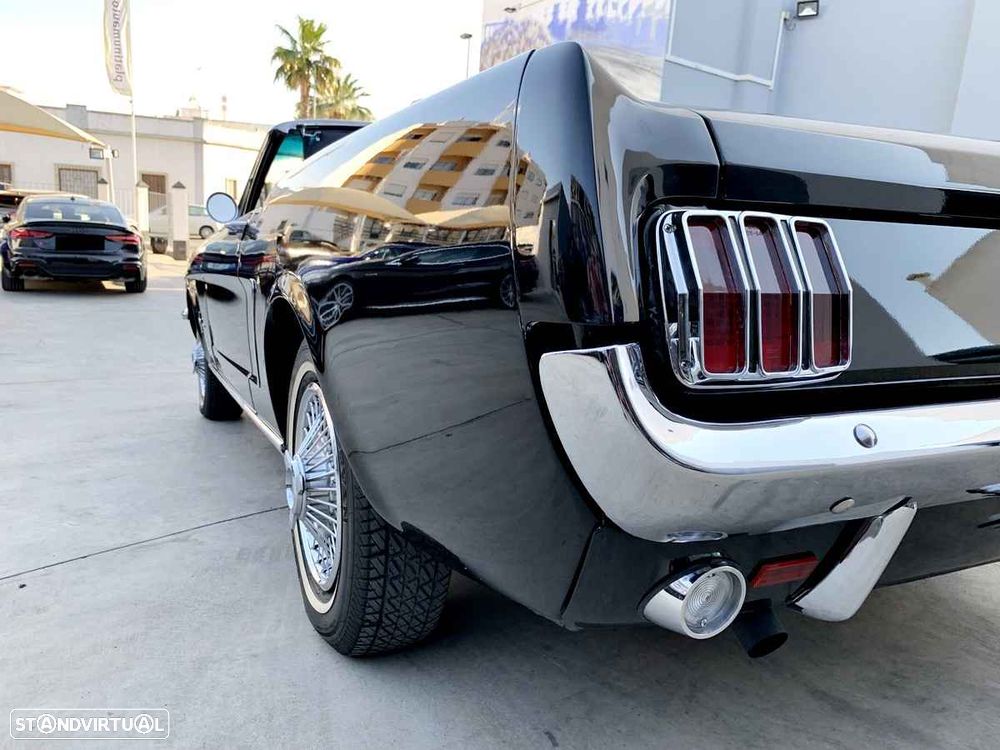 Ford Mustang - 44