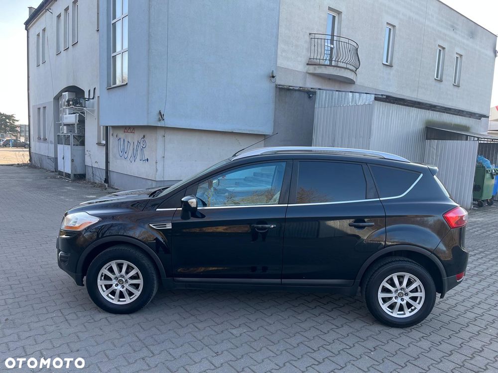 Ford Kuga 2.0 TDCi 2x4 Champions Edition - 3