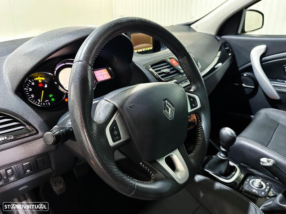 Renault Mégane 1.5 dCi Bose Edition - 19