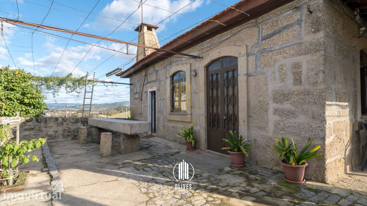 Moradia para Restaurar T4 Venda em Mogege,Vila Nova de Famalicão - Grande imagem: 5/50
