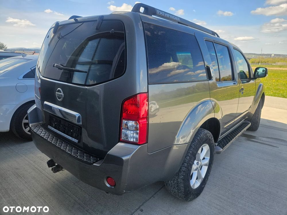 Nissan Pathfinder 2.5 DCi Platinum - 4